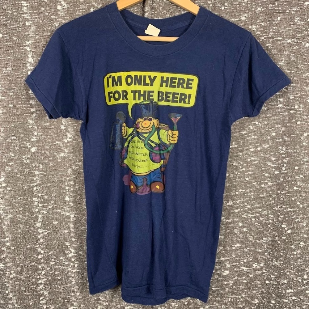 Vintage Roach 1973 "I'm Only Here for the Beer'" Iron On T-Shirt Size M (38-40)‎